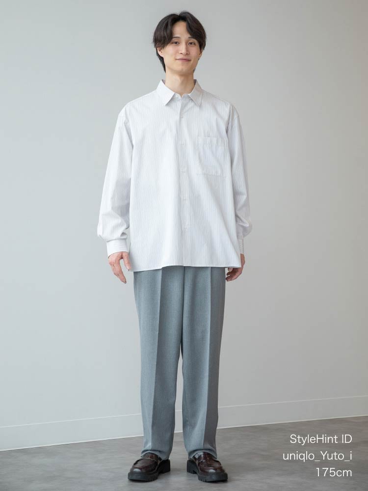 タックワイドテーパードパンツ ナチュラル モデル画像