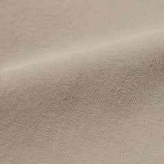 上品な見た目ながら、ラクに動ける。
