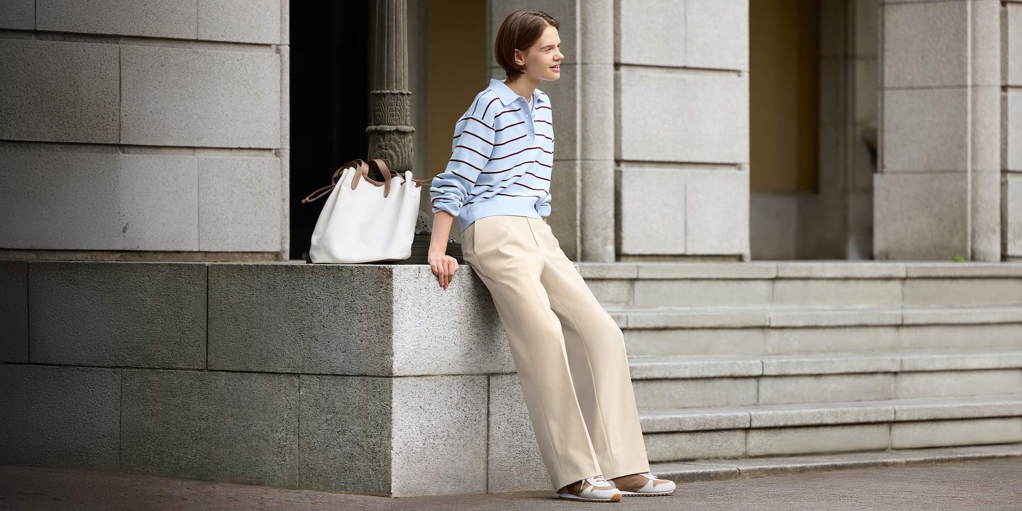 Flat design at the waist with stretch for lasting comfort.