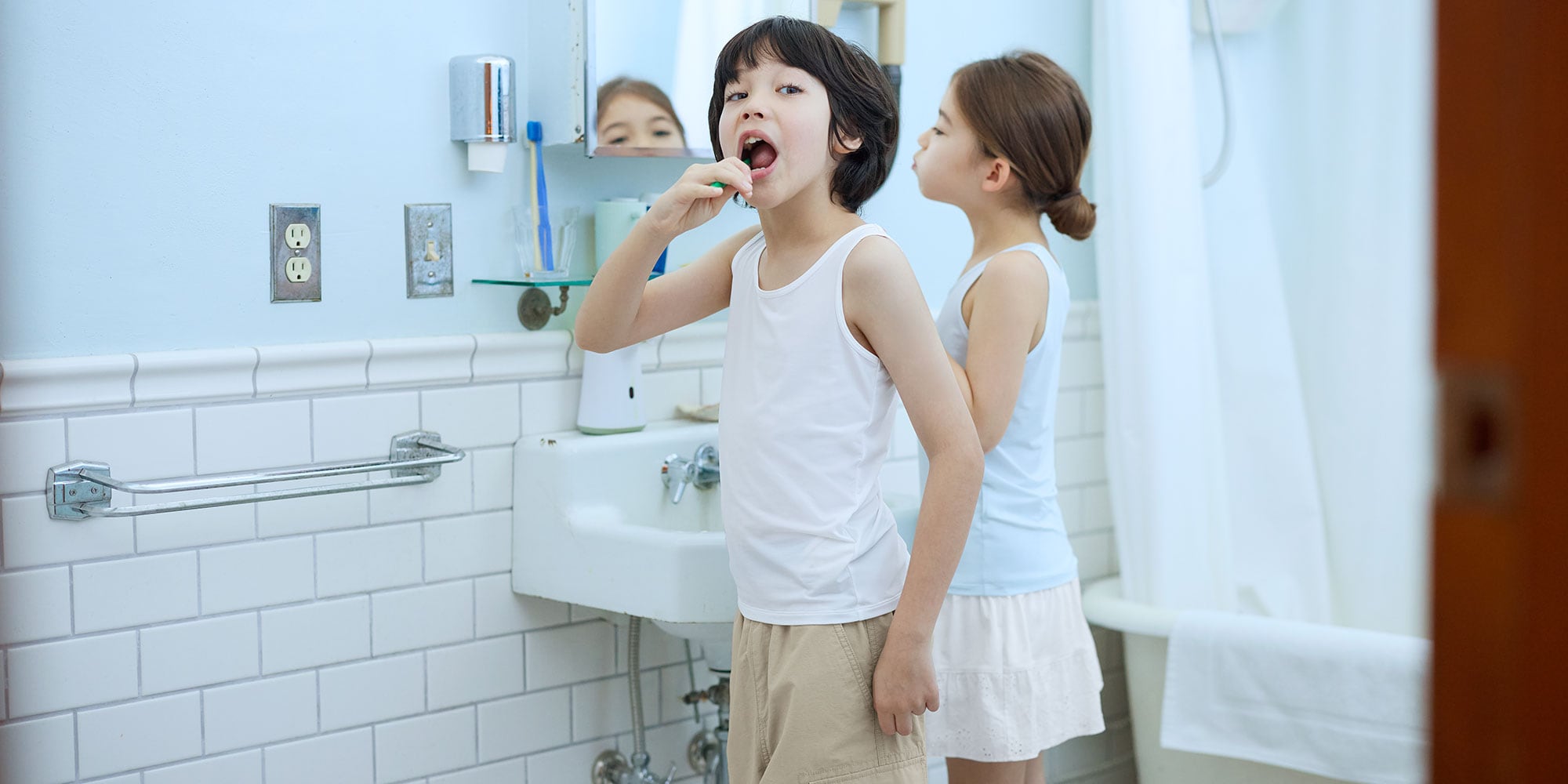 Innerwear Collection | AIRism Mesh Tank Top