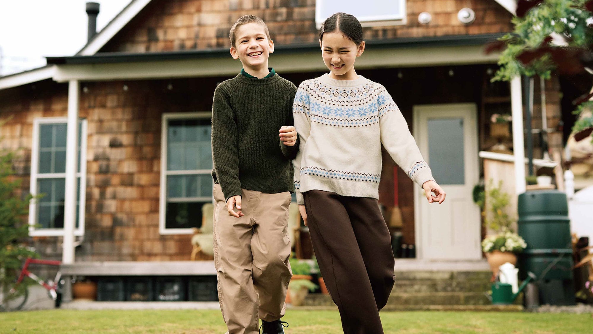 Knitwear Essentials |
Souffle Yarn Sweater