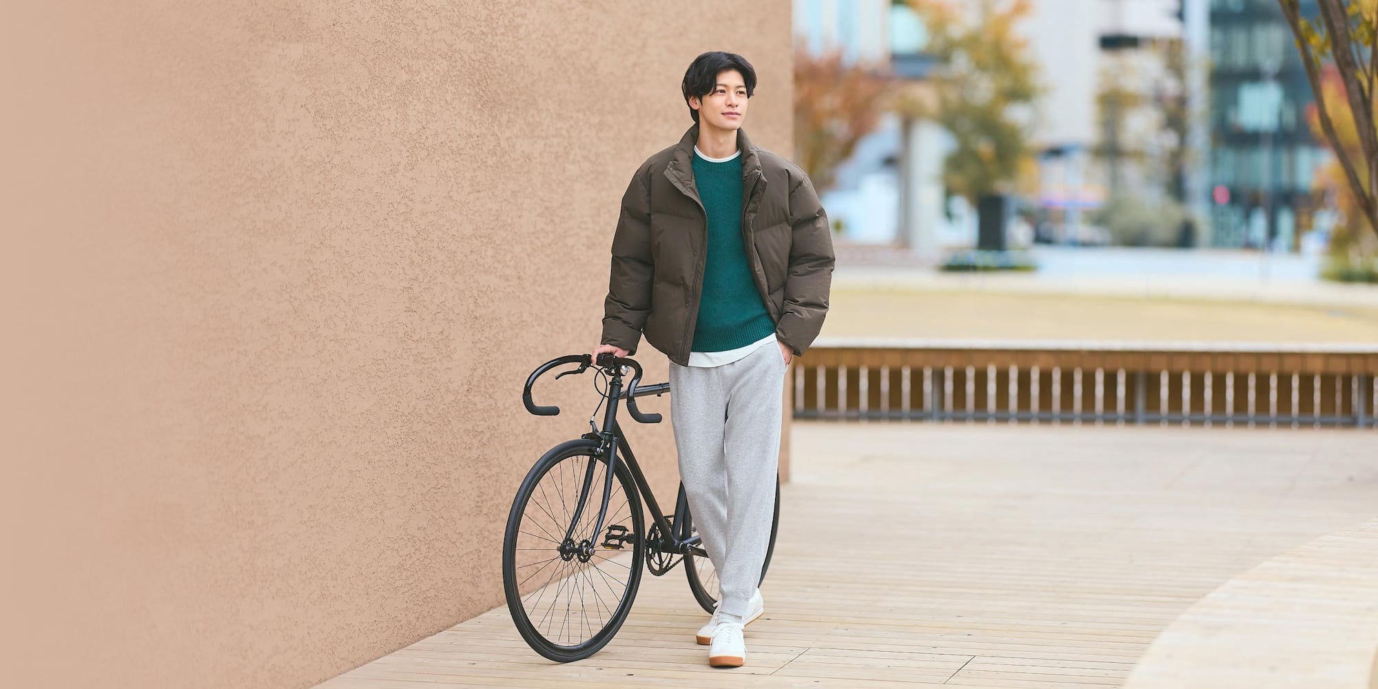 メンズのスウェット商品一覧ページはこちらから。