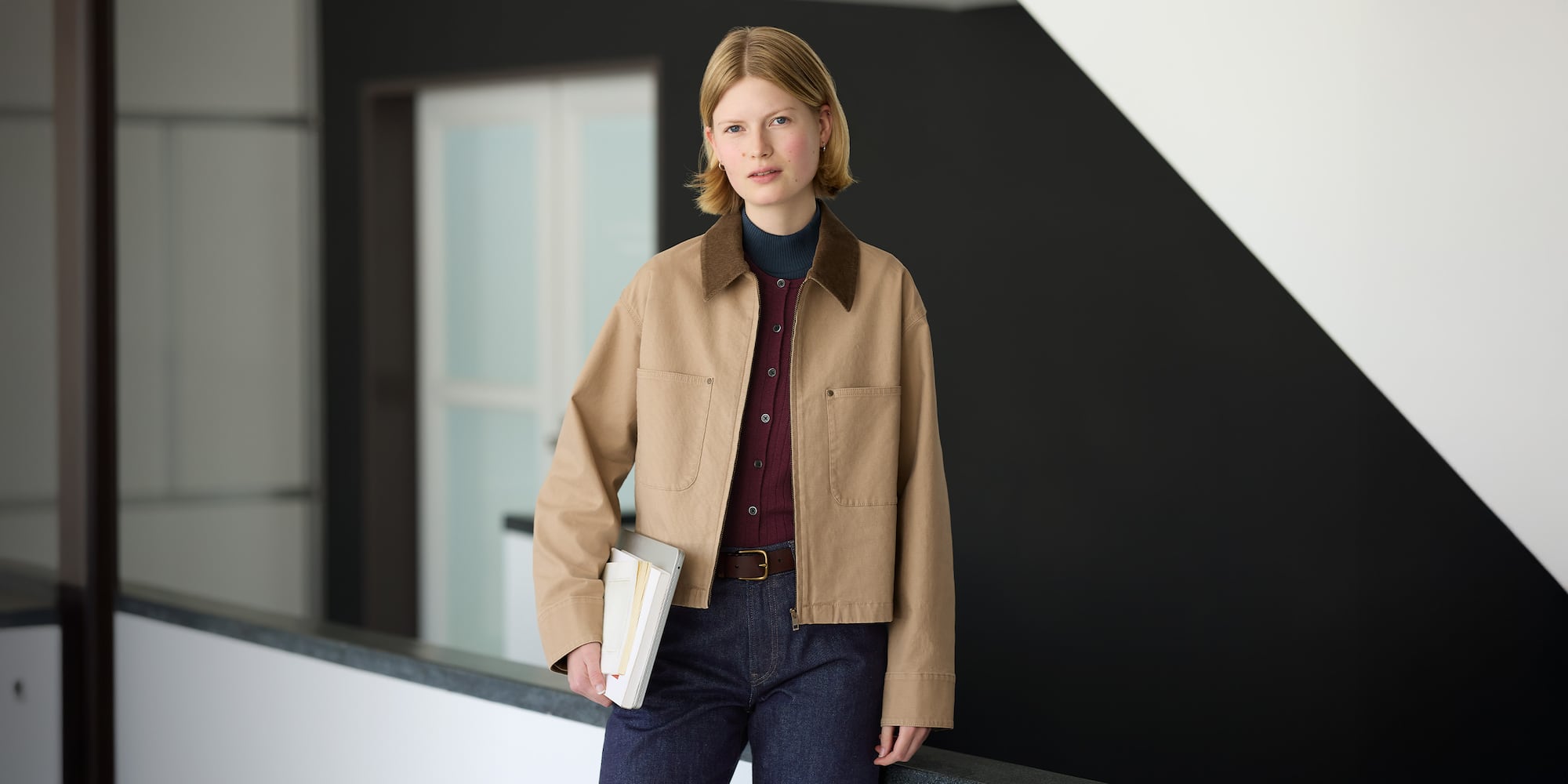 Our best-selling jacket, with accent corduroy that stands out when sleeves are rolled.