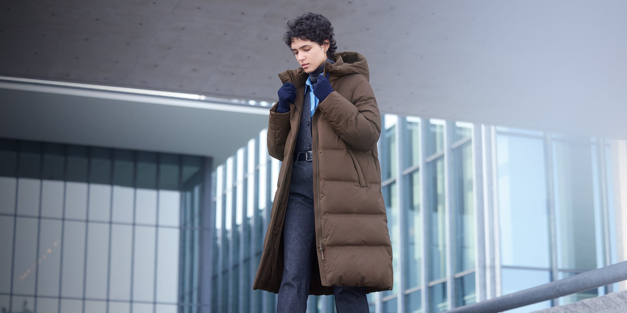 Warm premium down with a fill power of 750+.