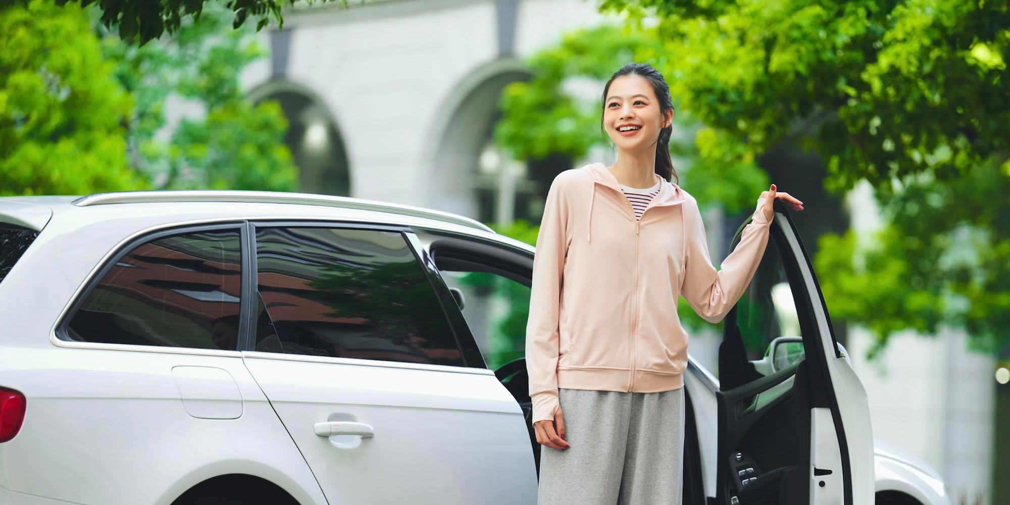 SALE - W's AIRism UV protection full-zip hoodie