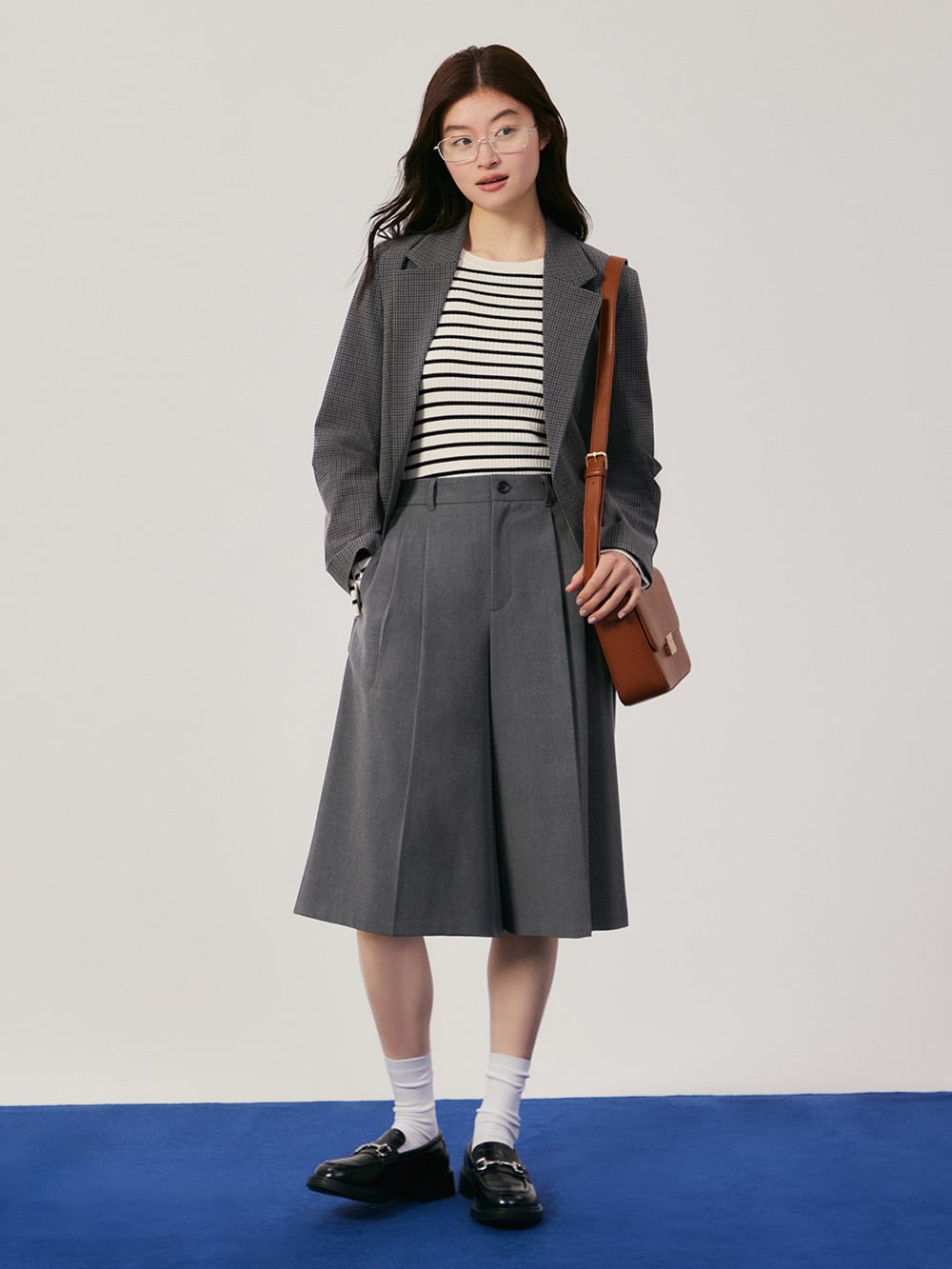 バミューダショートパンツ