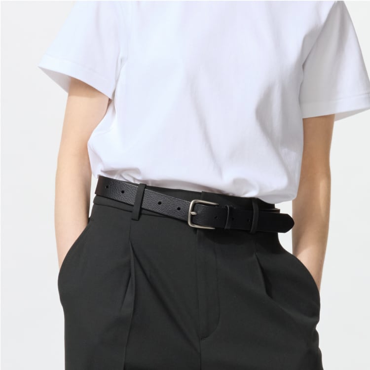 Lightweight, stretchy fabric for extra comfort, especially during long meetings.