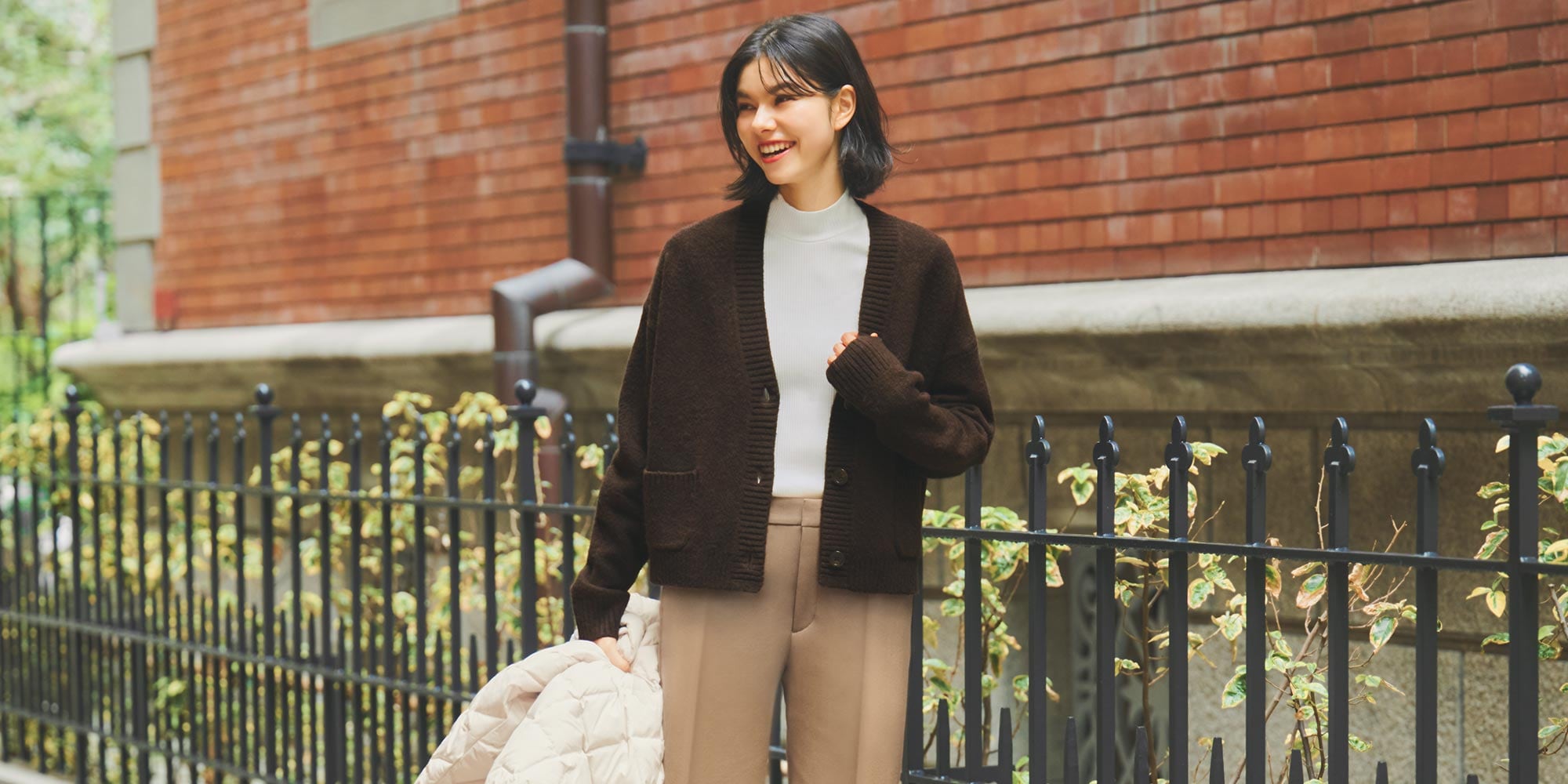 Knitwear Collection |
Souffle Yarn Short Cardigan