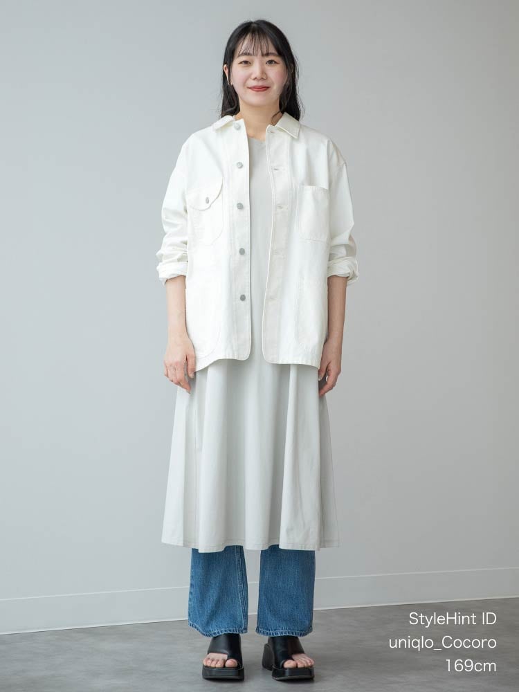 ストレートジーンズ ナチュラル モデル画像