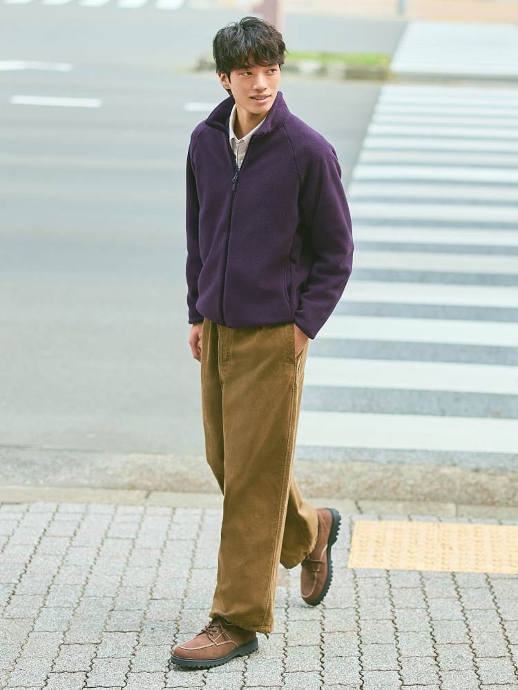 ちょっとしたお出かけにおすすめ_フリースジャケット