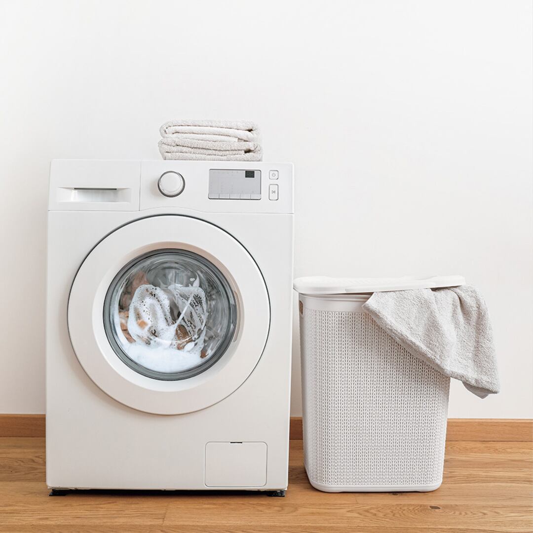 Stretchy jersey fabric provides effortless movement. This smooth, premium material is crafted from 120-count extra-fine double-ply thread.