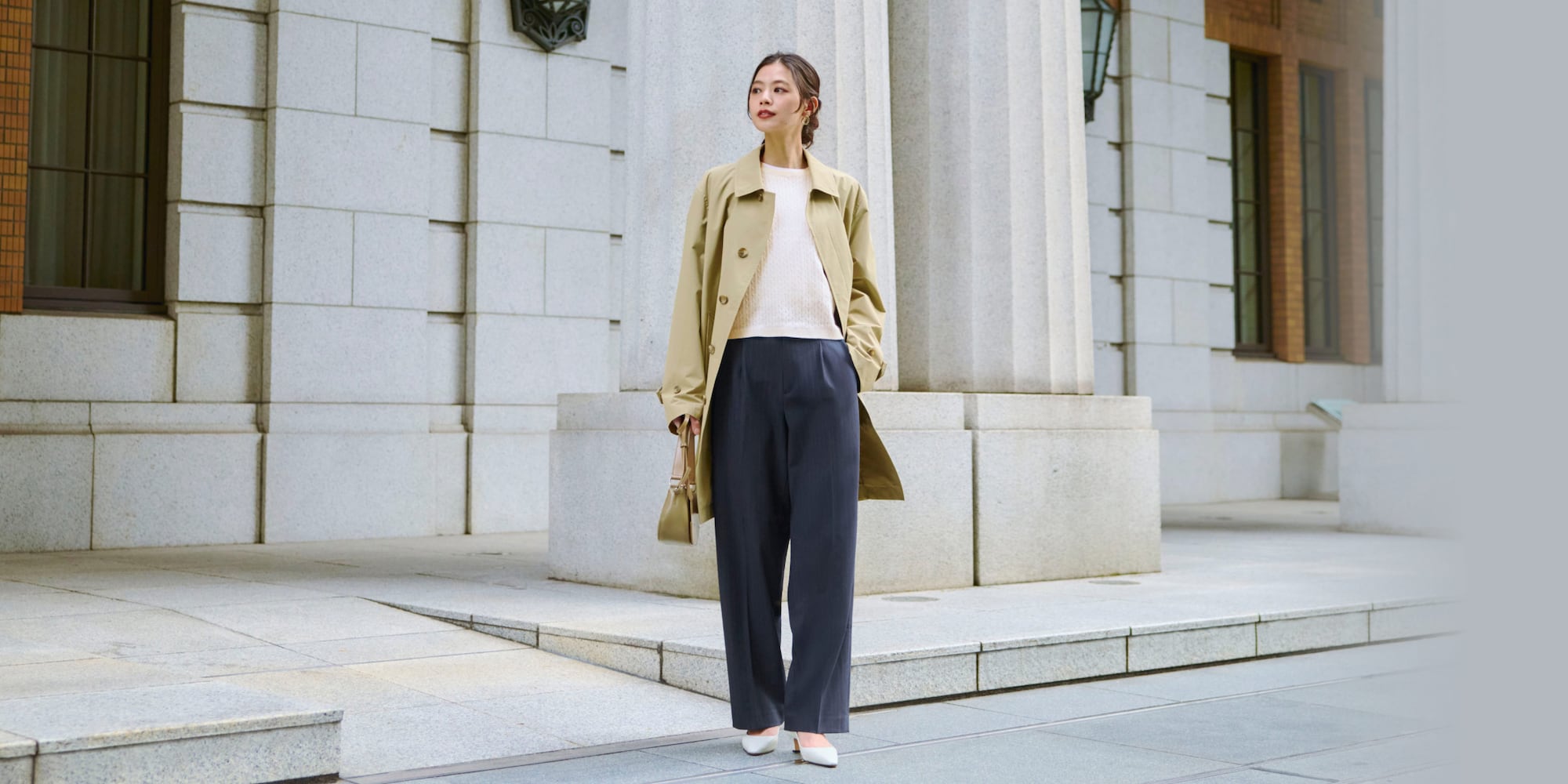 レディースのワイドパンツ商品一覧ページはこちらから。