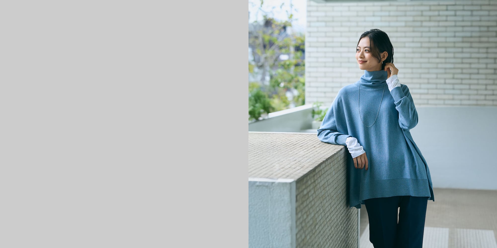 ラメポンチョセーター