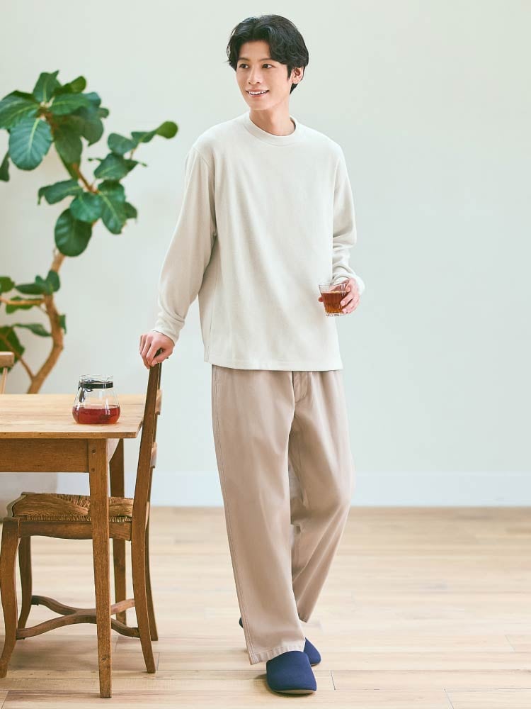 おうちの時間_ソフトニットフリースクルーネックT