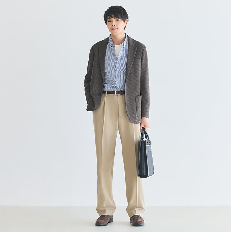タックワイドパンツ