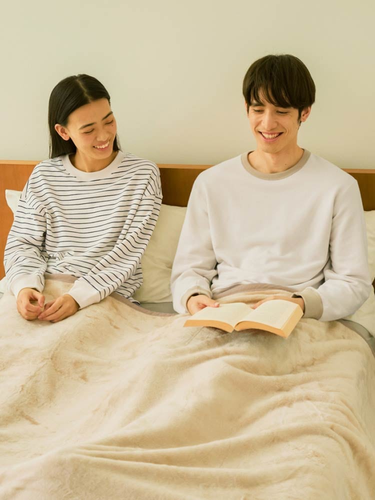 おうちの時間におすすめ_ヒートテックモウフダブル