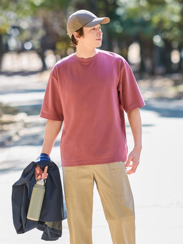 T-Shirt Katun AIRism Oversize Lengan Half