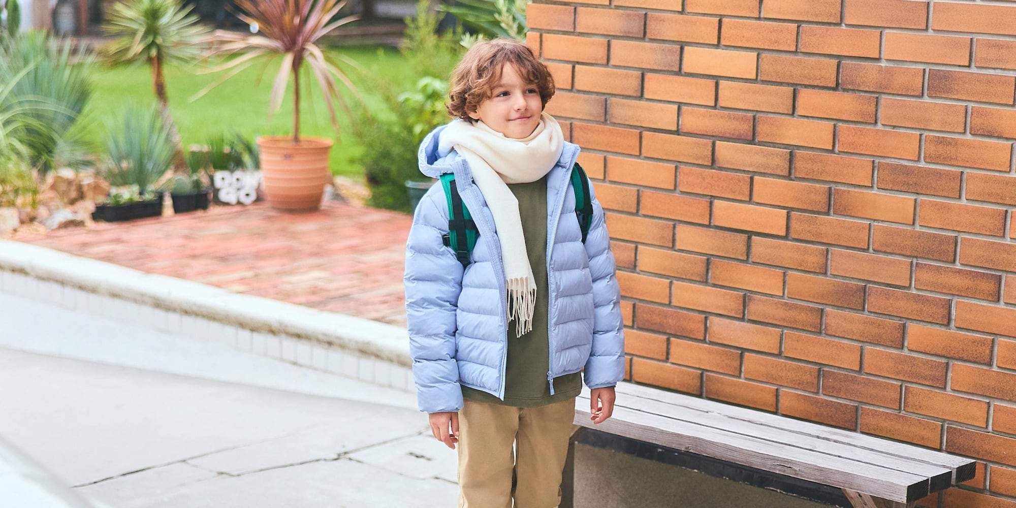 キッズのブルゾン・パーカ商品一覧ページはこちらから。