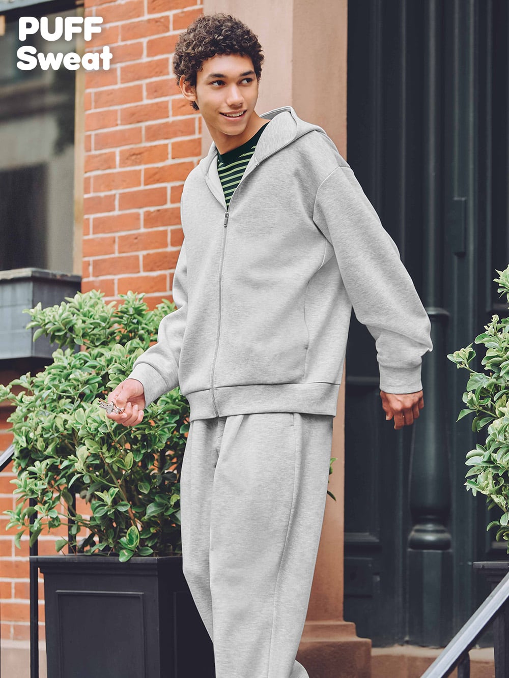 パフスウェットキャロットパンツ×パフスウェットフルジップパーカ