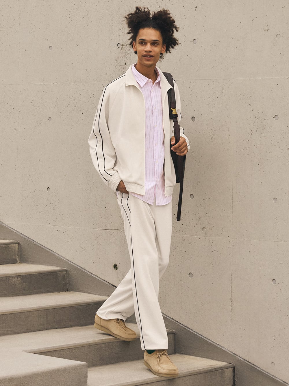 トラックジャケット×トラックパンツ