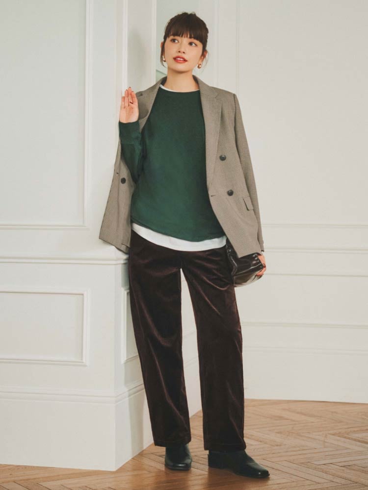 ちょっとしたお出かけ_ソフトニットフリースクルーネックT