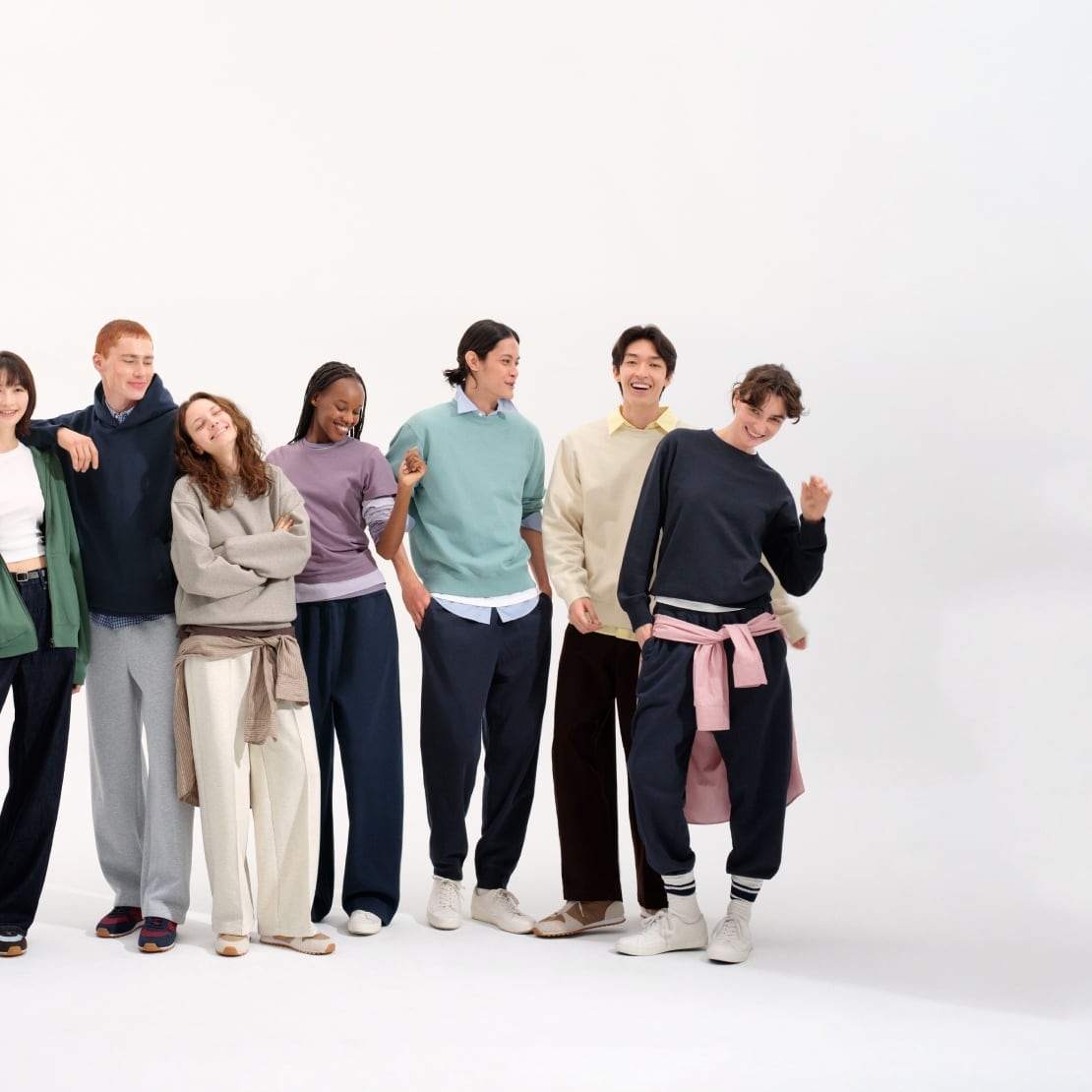 Voyages au soleil ou pauses près de chez soi : découvrez nos essentiels de saison pensés pour le confort et le printemps.