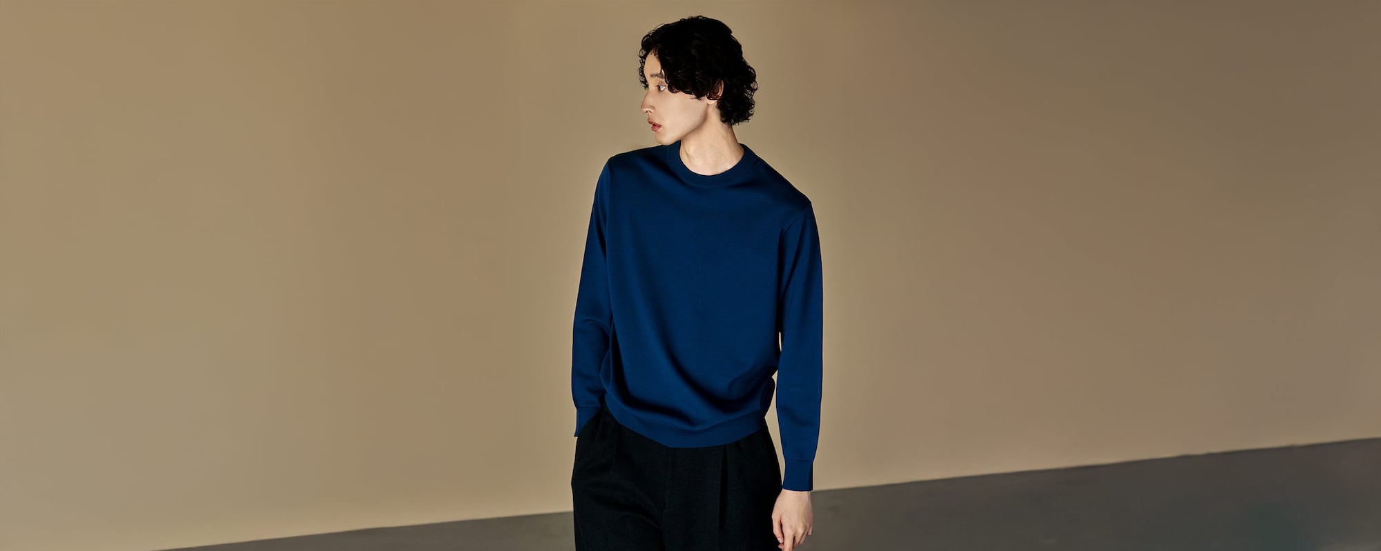 メリノウールブレンドクルーネックセーター