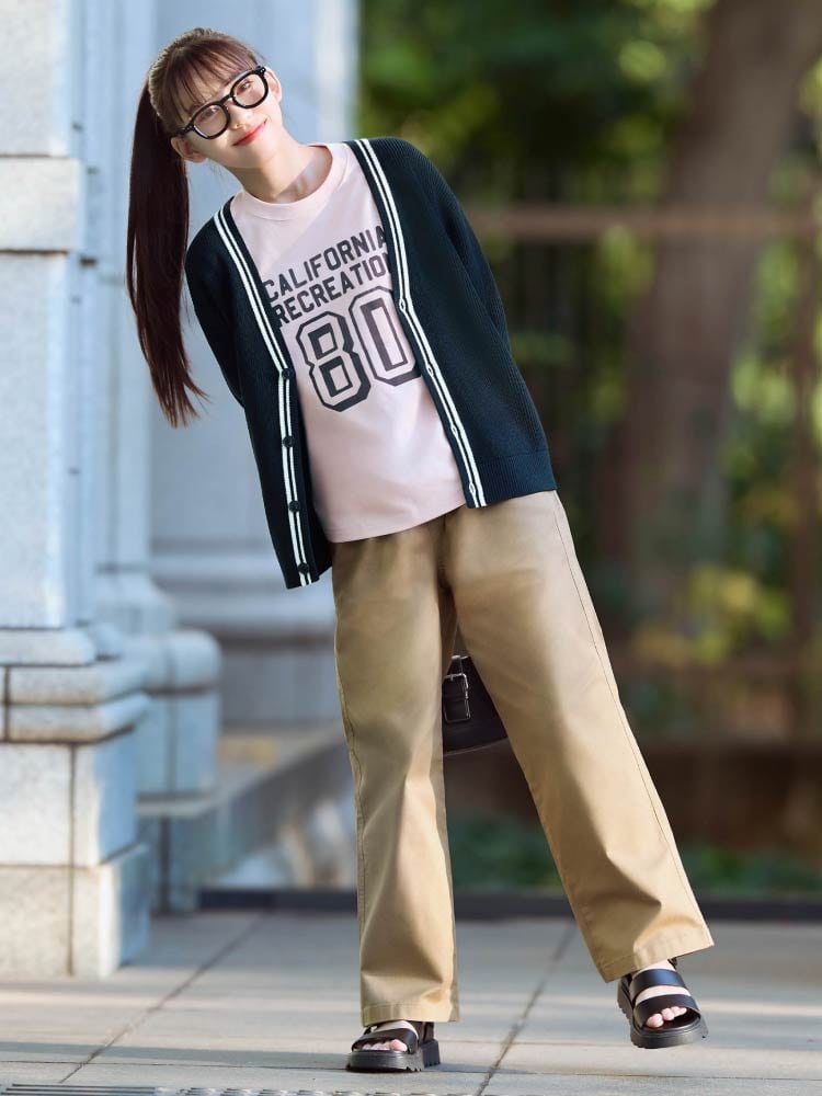 ニット モデル画像