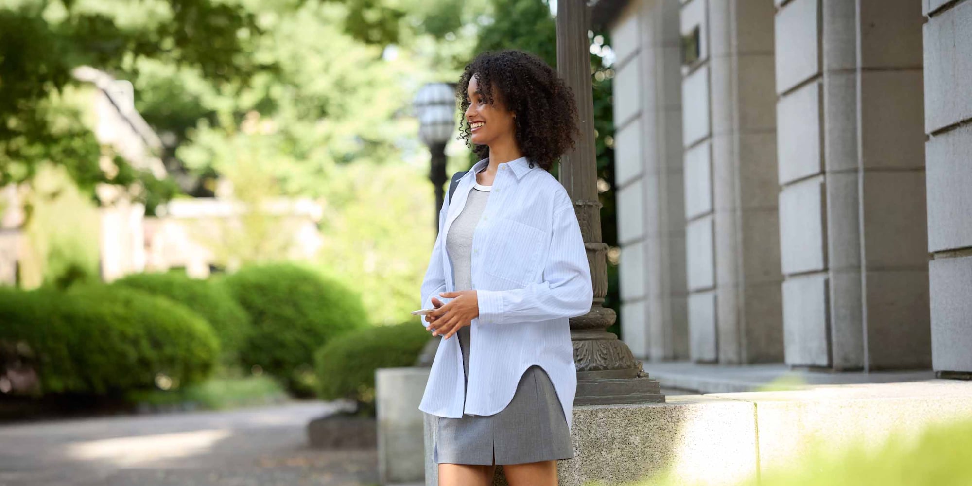 シャツ・ブラウス 一枚でも、羽織りでも。