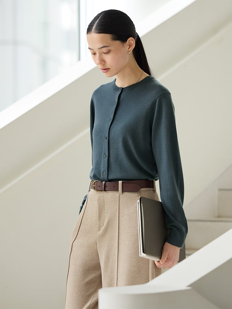 Meruno Crew Neck Cardigan