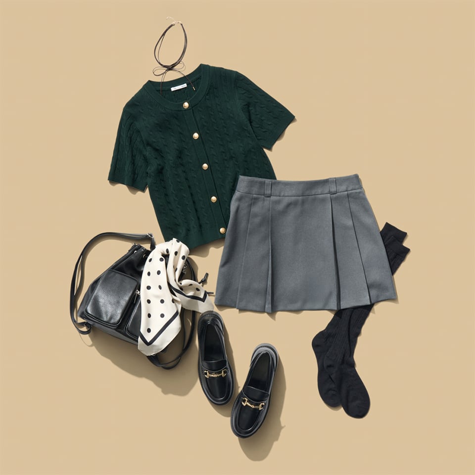 “大人かわいい”が叶う！ 
甘すぎないスコート最旬コーデ 