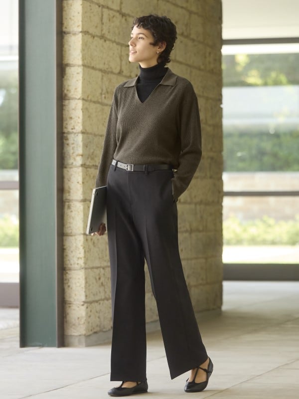 유니클로 여성 스마트 플레어 팬츠