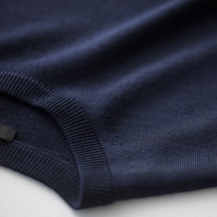 Fine, premium lambswool