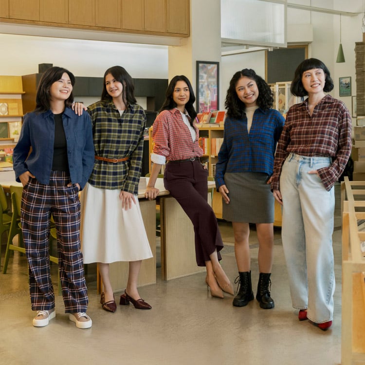 Koleksi Flannel Wanita