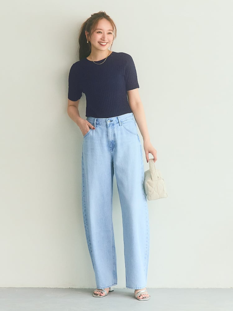 Drapey Wide Falre Jeans-03