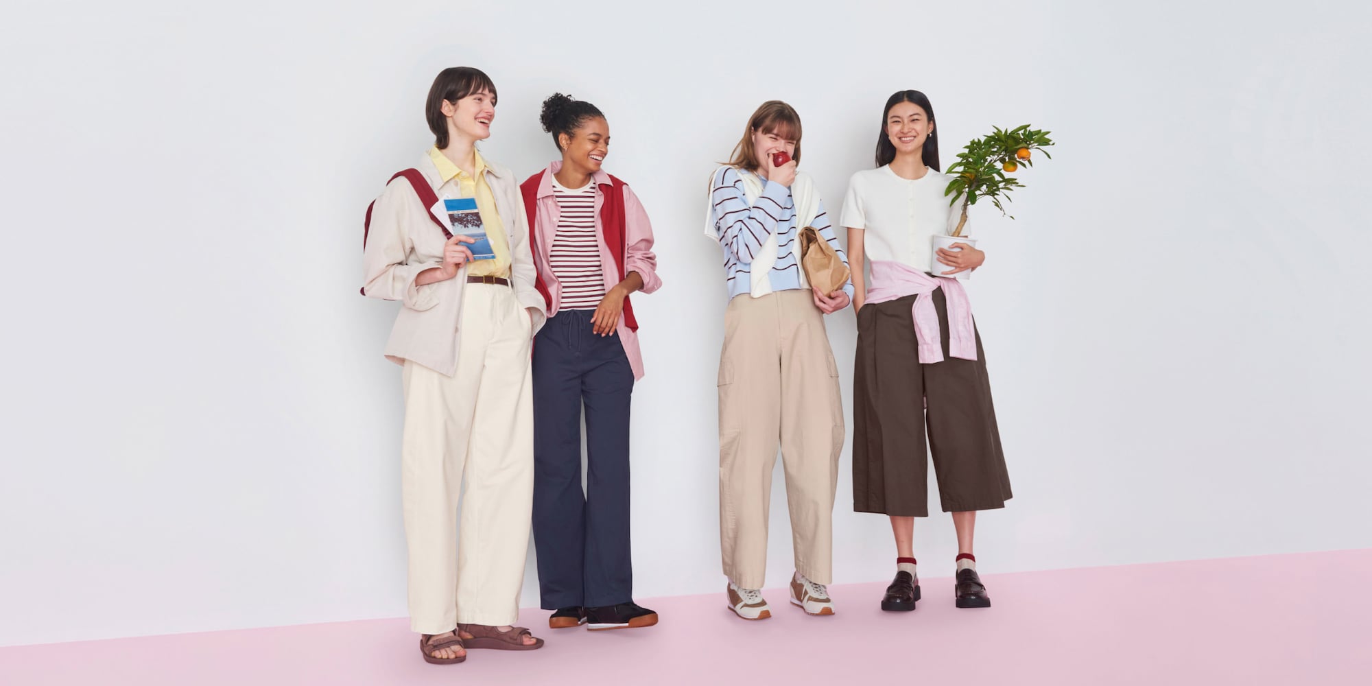 2025年秋冬、ライフウェアコレクション特集ページについてはこちらから。