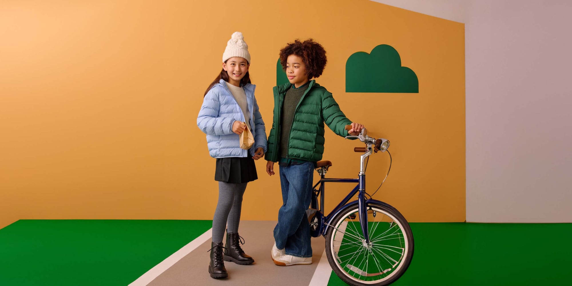 Soft, lightweight warmth that's 
machine-washable for easy care.