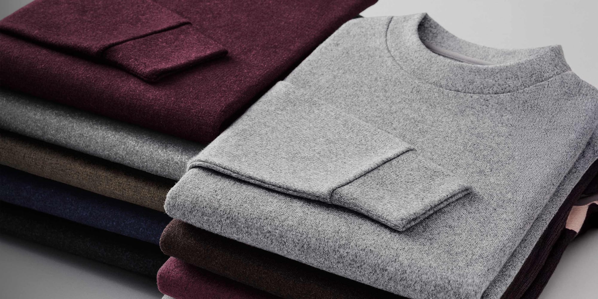 Élégance et confort réunis, que ce soit pour vos instants de détente ou vos sorties en plein air.