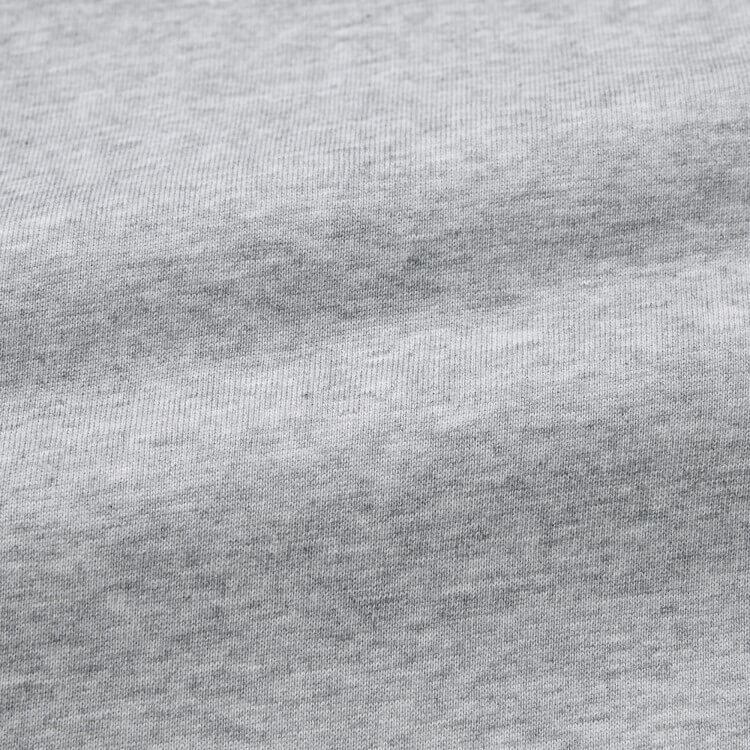 Versatile fabric with a cotton exterior and polyester lining plus dry technology.