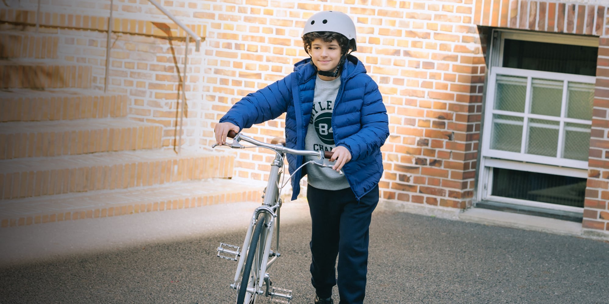 Chaleur légère et finition déperlante.