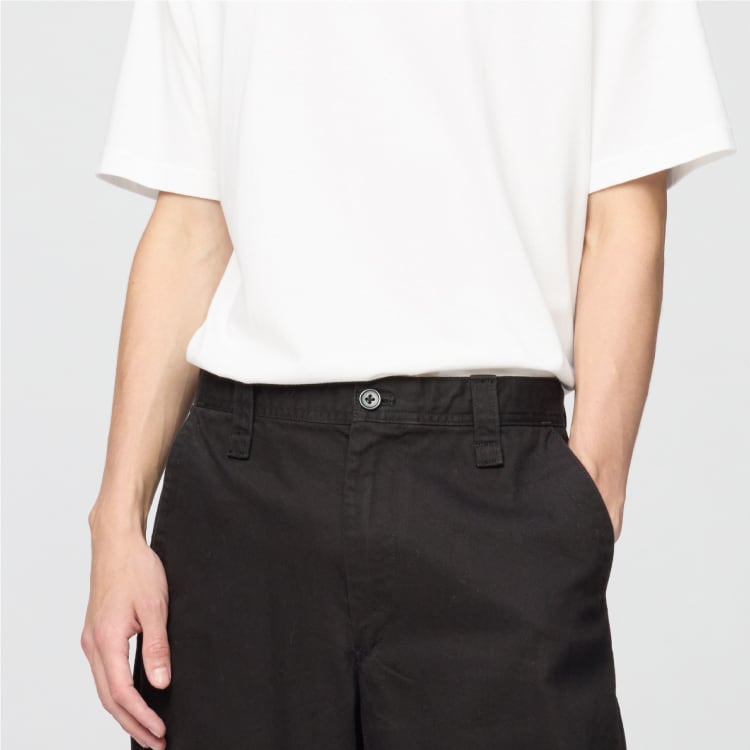 Lightweight, stretchy fabric for extra comfort, especially during long meetings.