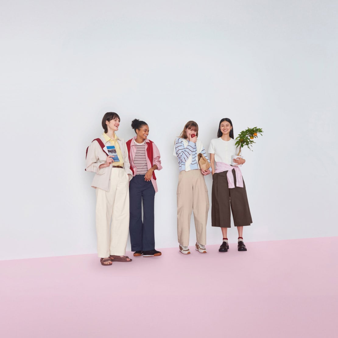 レディースのイージーパンツ商品一覧ページはこちらから。