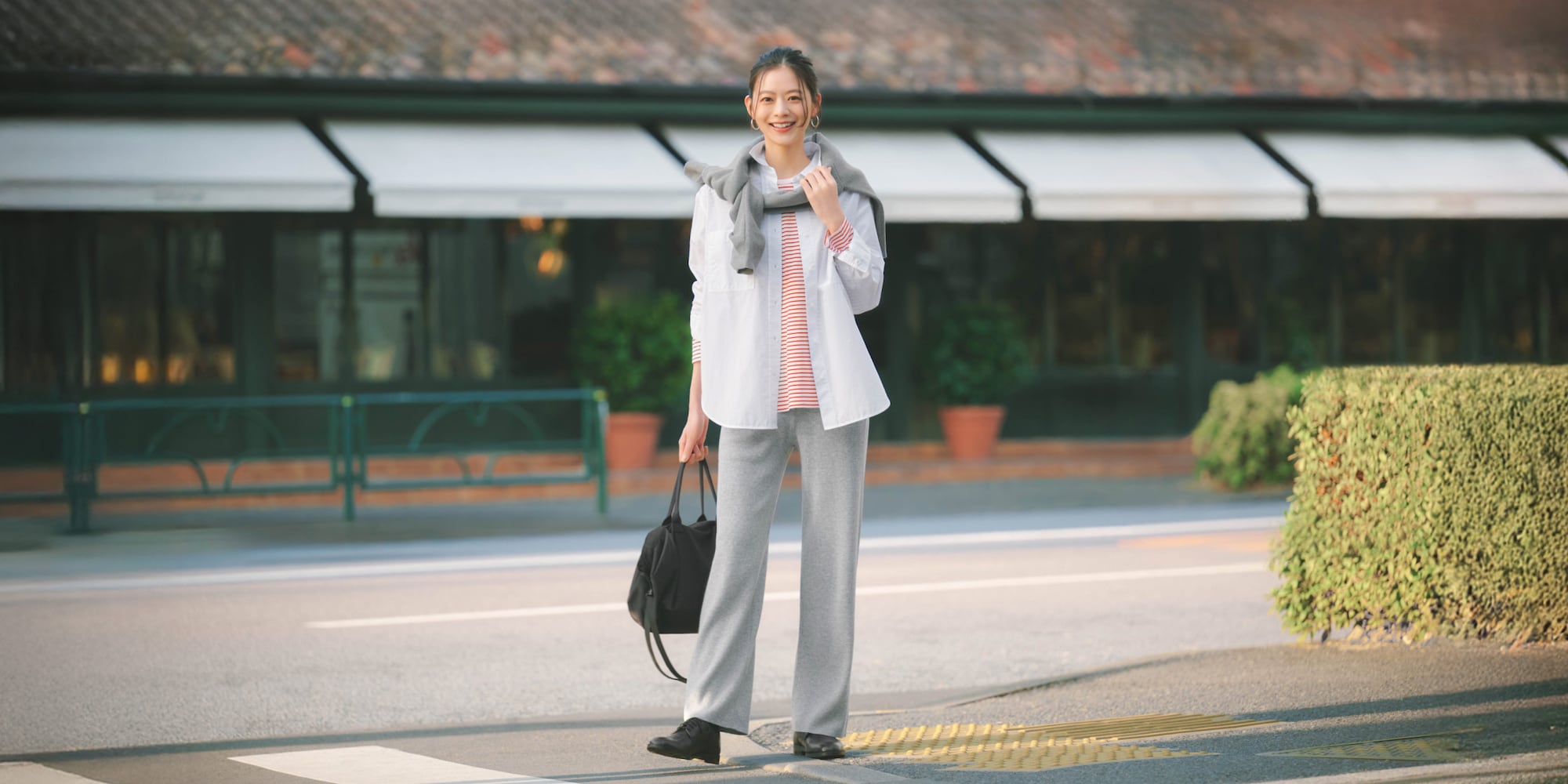 レディースのイージーパンツ商品一覧ページはこちらから。