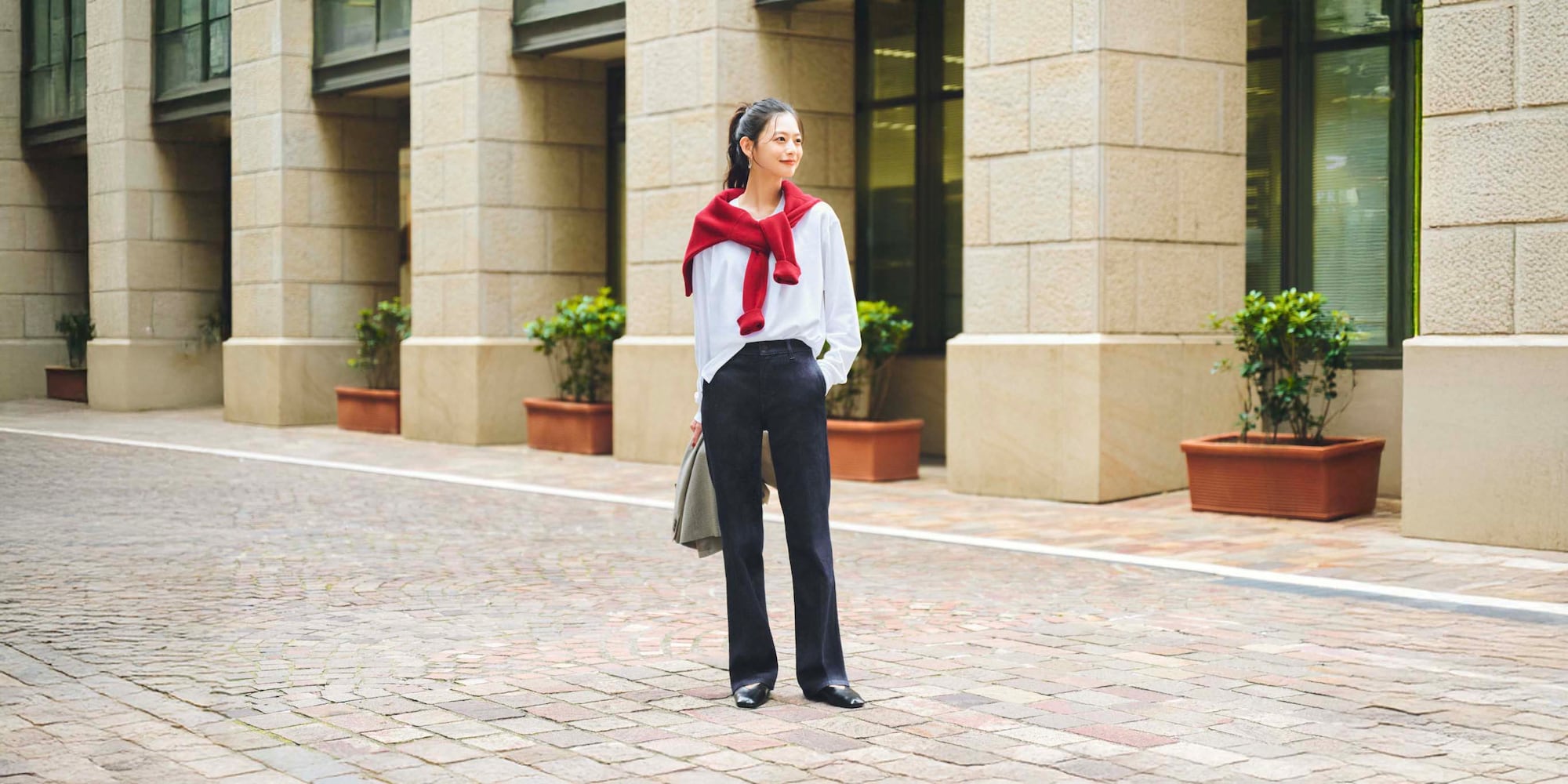 LO - W's slim flare trouser jeans