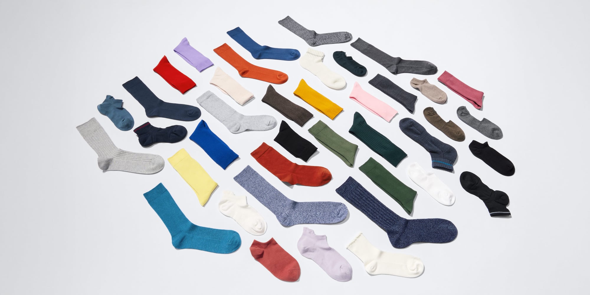 メンズのソックス商品一覧ページはこちらから。